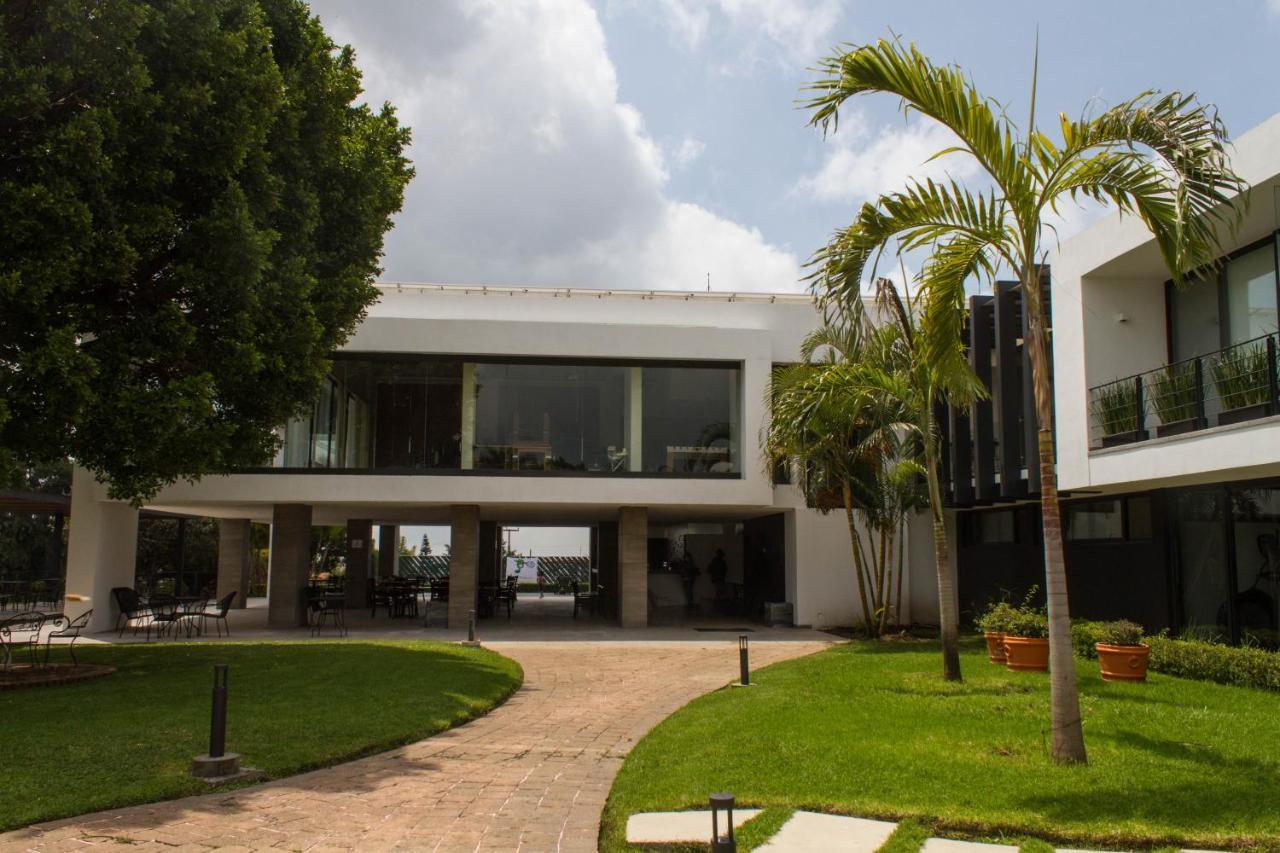 Villa Internacional Hotel & Club Cuernavaca Exterior foto